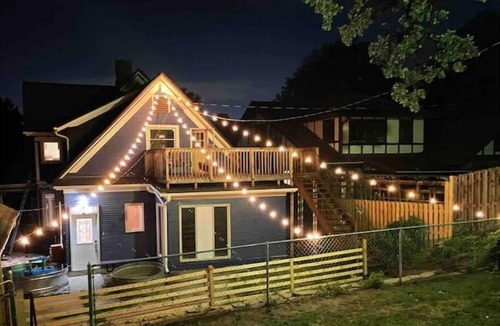 Council Bluffs House | Victorian’s Upper Level, with pool & backyard!