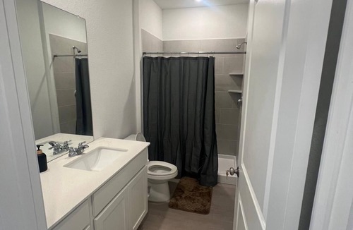 Kyle Apartment | Victory Suite - Private 1-bedroom home in Kyle, 25mins from Austin downtown