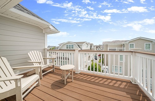 Avalon House | Victory Sunrise - 7BR/6BA - Pool - Jacuzzi - Elevator - HEATED POOL