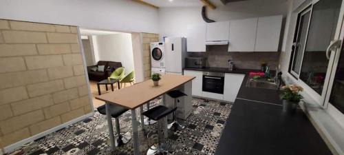 Soisy-sous-Montmorency House | Vie Agréable JARDIN GRANDE CUISINE SALON 2 CHAMBRES