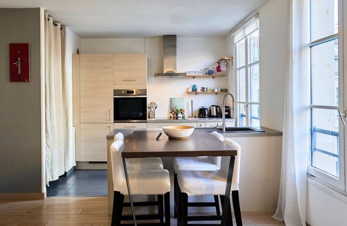 Old Lille Apartment | Vieux-Lille : equipped apartment with parking