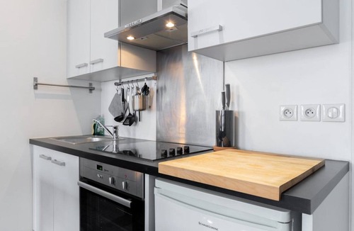 Vauban Esquermes Apartment | Vieux Lille - Large modern and functional studio