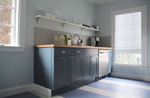 Fremont Apartment | View-2 bed, private deck, pets friendly