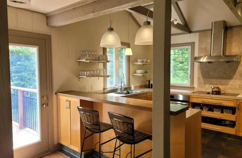 Austin Ski Chalet | View and access to Lake Orford - Spa - Australe
