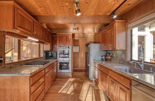 Lake Forest House | View at Dollar Point by Tahoe Getaways - Lake Views in Tahoe City
