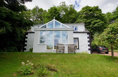 Lochearnhead House | View Cottage
