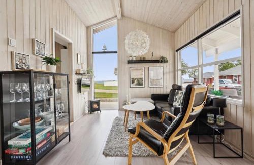 Mommark Strand House | View Coziness Beach Holiday At Mommark