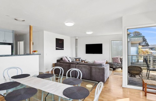 Lorne House | View from the Hill