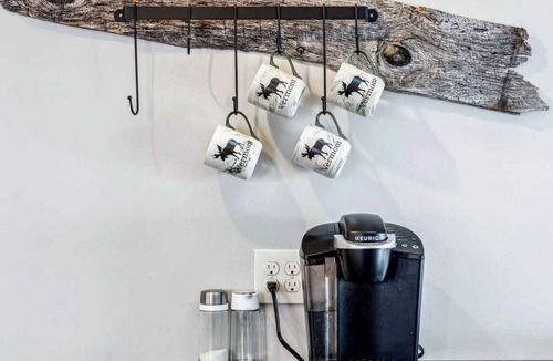 Quechee Condo | View Golf Course, Brick Fireplace - Coach Road 8B