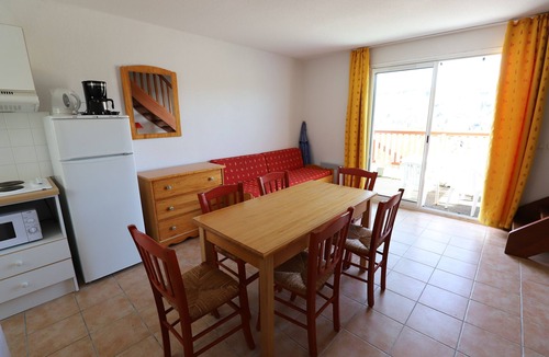 La Salvetat-sur-Agout Ski Chalet | View lac de la Raviege, 5mn from the beach, solo and family, nature park
