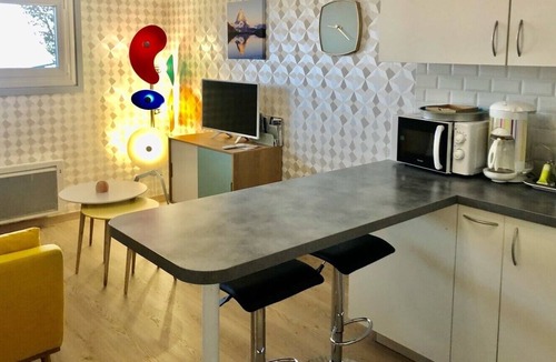 Allinges Apartment | View of Lake Geneva