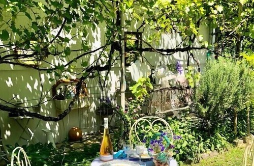 Allinges Apartment | View of Lake Geneva