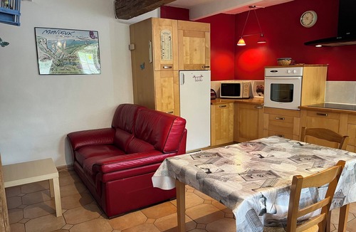 Sault House | View of Sault