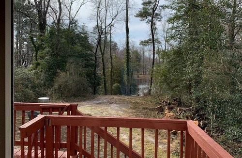 Oldhams Apartment | View Peaceful Pond while lounging in this open studio apartment!