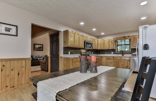 Walnut Mountain Cabin | View-ti-Ful Spendor - Gorgeous Mountain Views -