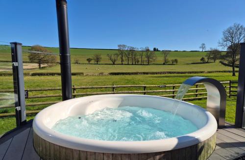 Much Wenlock House | Viewpoint Lodge