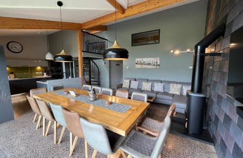 Much Wenlock House | Viewpoint Lodge
