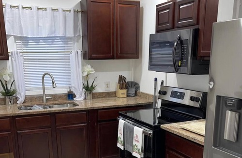 Meriden House | Viewpoints a comfy getaway