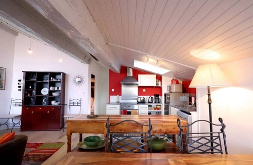 Saint-Michel Apartment | Views, Elevator, Air-Conditioning and fast WiFi