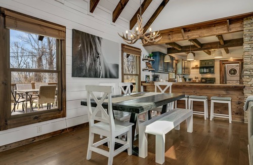 Royal Pines Cabin | Views in the Blues: 3-Story Asheville Log Cabin with Hot Tub & Fire Pit
