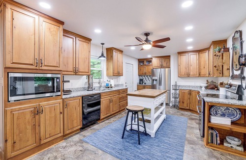 Garfield House | VIEWS! Lake Home w/2 Decks, Boat Parking & Peace