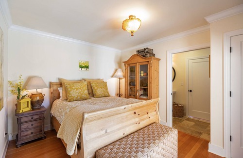 Deer Park House | Vignoble House St. Helena/Napa Valley