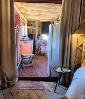 Fairseat House | Vigo Retreat Boat yurt
