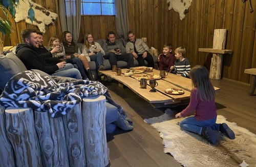 Saumont-la-Poterie House | Viking Gîte & Mini-Farm, Nature Immersion 14 pers