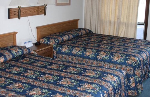 Saint Peter Hotel | Viking Jr. Motel