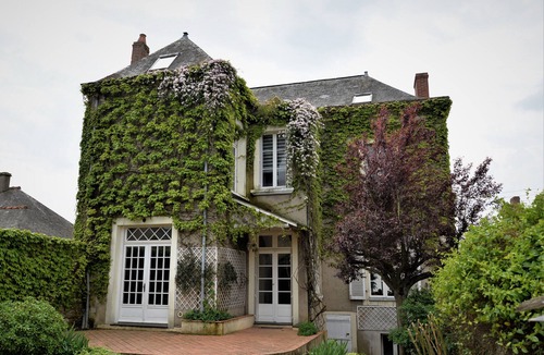 Chateau-Gontier Villa | Villa Château Gontier