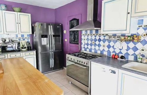 Saint-Julien-en-Saint-Alban House | Villa mistral