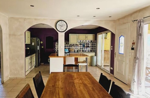 Saint-Julien-en-Saint-Alban House | Villa mistral