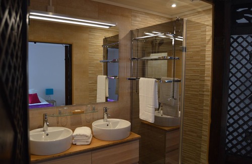 Saint-Maximin-la-Sainte-Baume Bed & Breakfast | Villa Asunda B&B, chambre d'Hôtes