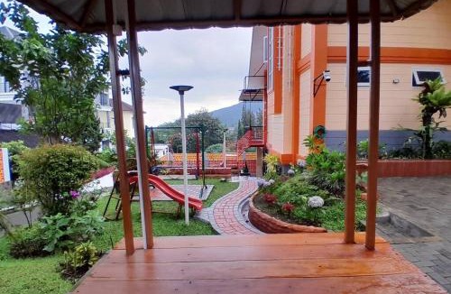 Parongpong Villa | Vila Dinar Mountain View Di Lembang