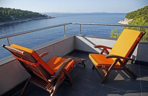 Cove Osibova (Milna) Apartment | Vila Filipovic