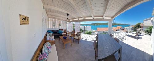 Tijesno Villa | Vila Mari