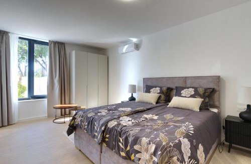 Karlobag Villa | Vila Marita Private Seafront Estate