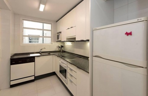 La Vila Olimpica del Poblenou Apartment | Vila Olímpica: Sant Martí - Sardenya by Interhome