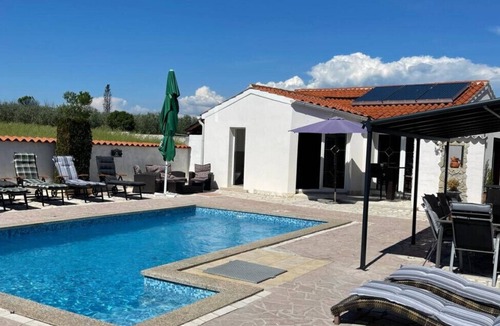 Valtura Villa | Vila Romani by Villas Guide