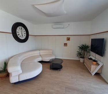 Prozurska Luka Apartment | VILA ROZA