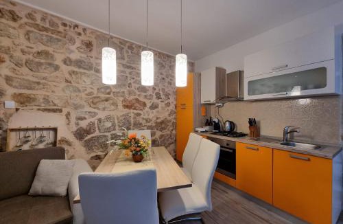 Island Hvar Apartment | Vila Santa Maria Hvar with jacuzzi