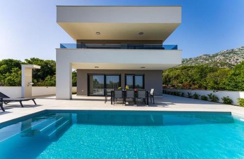 Seline Villa | Vila Silente