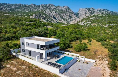 Seline Villa | Vila Silente