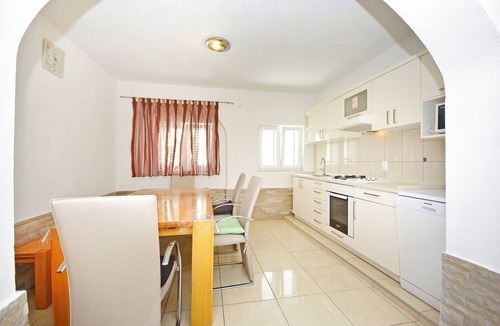 Vrgorac House | Vila With Heated swimming Pool And Jacuzzi In The Oasis Of Peace And Quiet