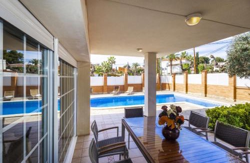 Salou Villa | VILADOMAT BEACH - Only Families Villa