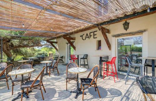 Joucas Hotel | Vilajoun