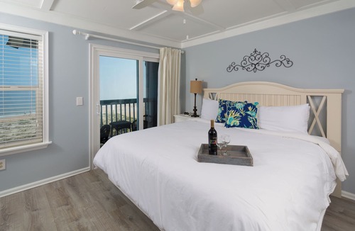 Vilano Beach Hotel | Vilano Beach- Shoreline Studio