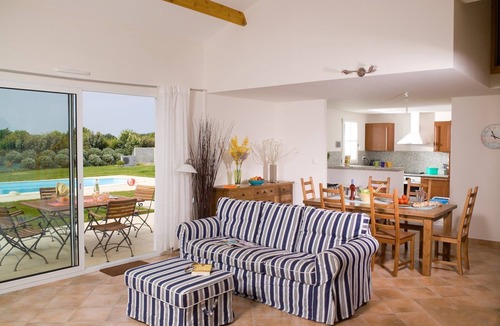 L'Aiguillon-sur-Vie Villa | Villa Abordable sur Terrain de Golf!