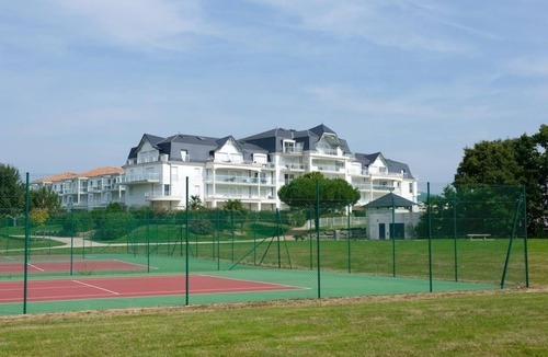 L'Aiguillon-sur-Vie Villa | Villa avec piscine privée | sur le Terrain de Golf