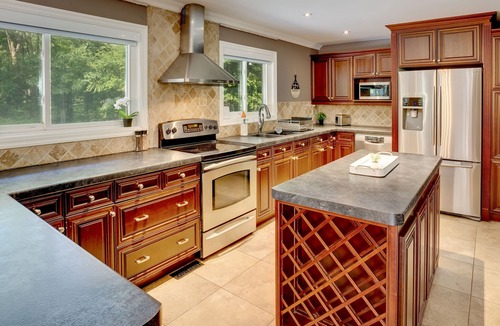Mount Pleasant House | Vill On The Hill